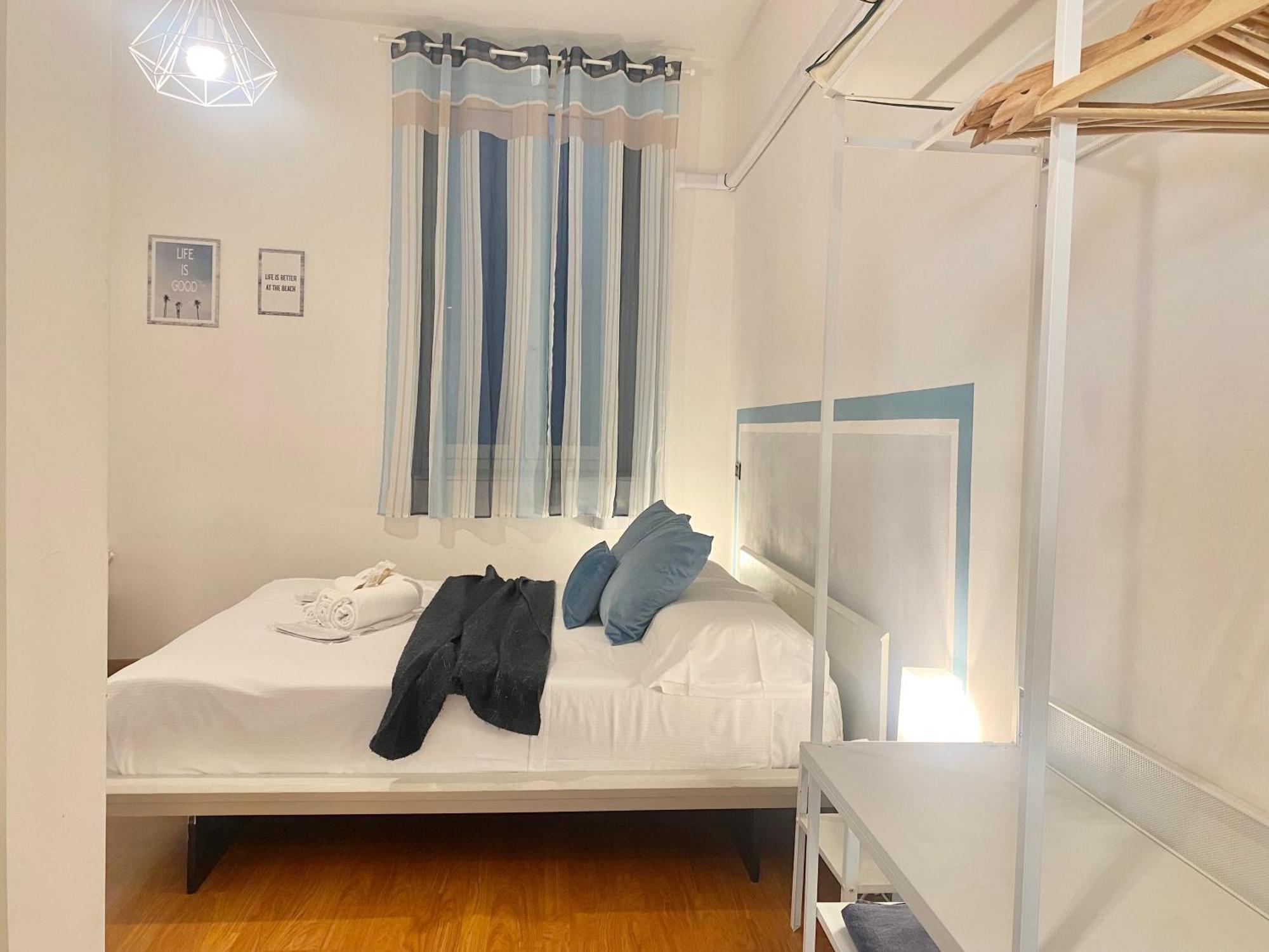 Mazzini 12 Very Central Apartment With Private Garage, Air Conditioning, Wifi, Just 50 Meters From The Beach Rapallo Extérieur photo