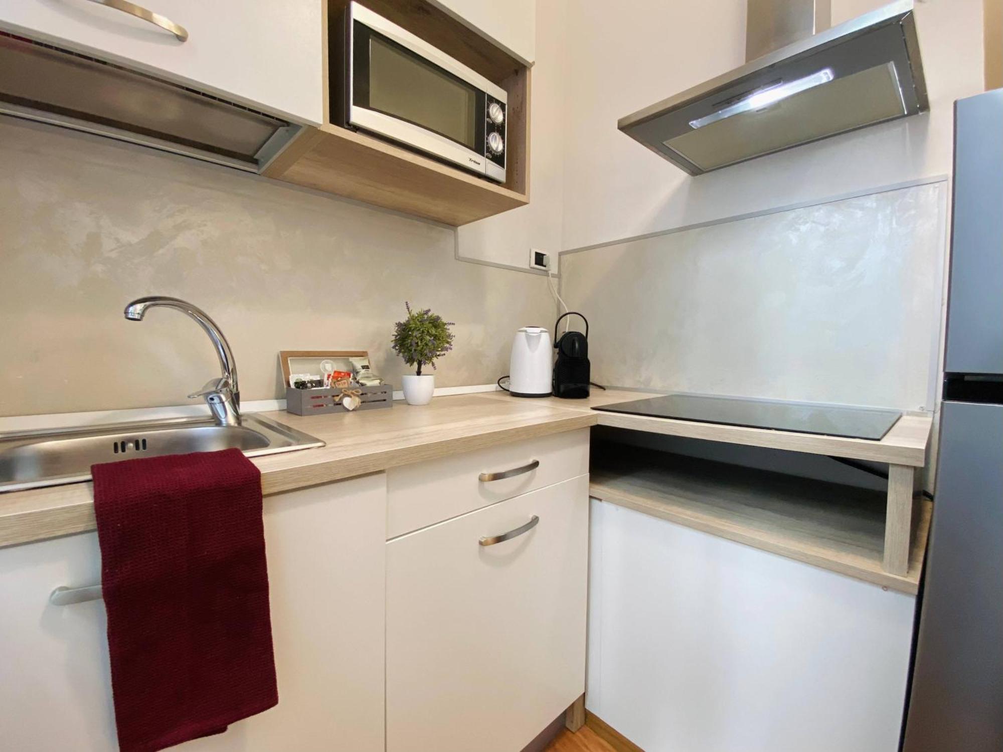Mazzini 12 Very Central Apartment With Private Garage, Air Conditioning, Wifi, Just 50 Meters From The Beach Rapallo Extérieur photo